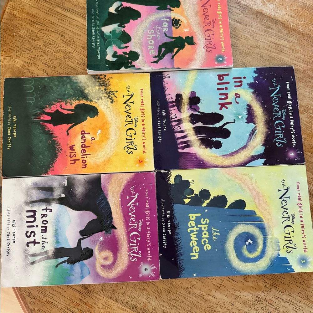 The Never Girls book set